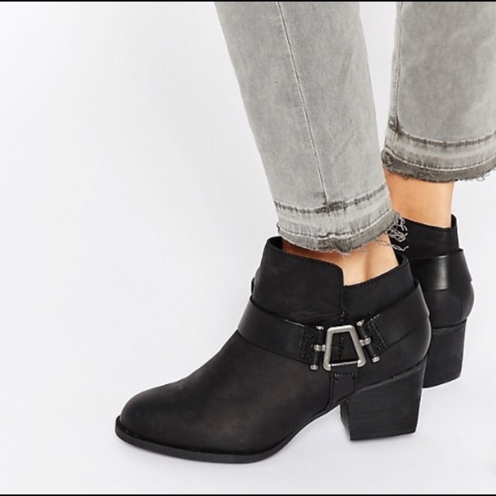 ALDO black Arielle  leather ankle boot